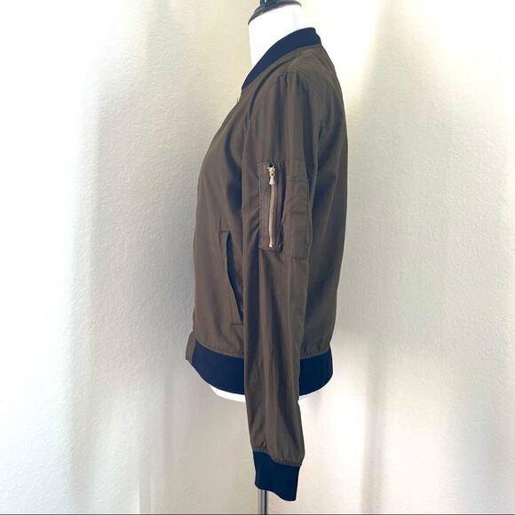 Zara Basic Green Lightweight Zipper Jacket Medium Spring - Picture 2 of 9